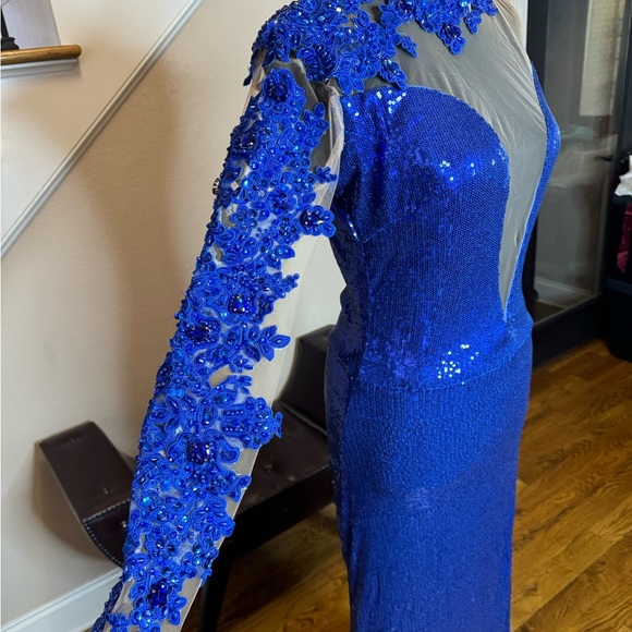 161- EUC Gorgeous one of a kind gown by Ronica Marie couture - Picture 4 of 6